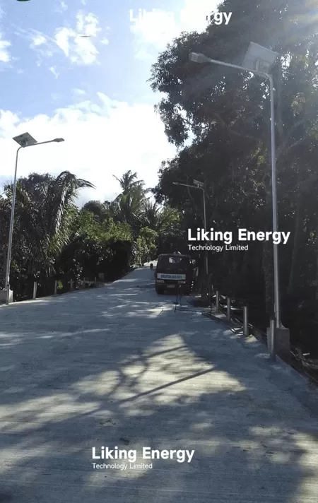 Vorteile von Liking MP-Serie wind dicht gestrafft Semi-Split Solar Light