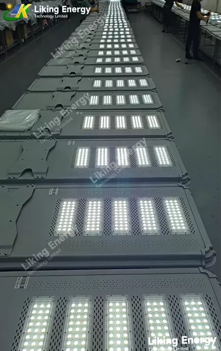 Bieten Sie eine maßge schneiderte Solars traßen beleuchtungs lösung