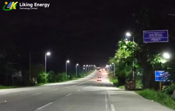396 Sets DPWH-Projekt-Lichter und Pole für LGU Tacurong City